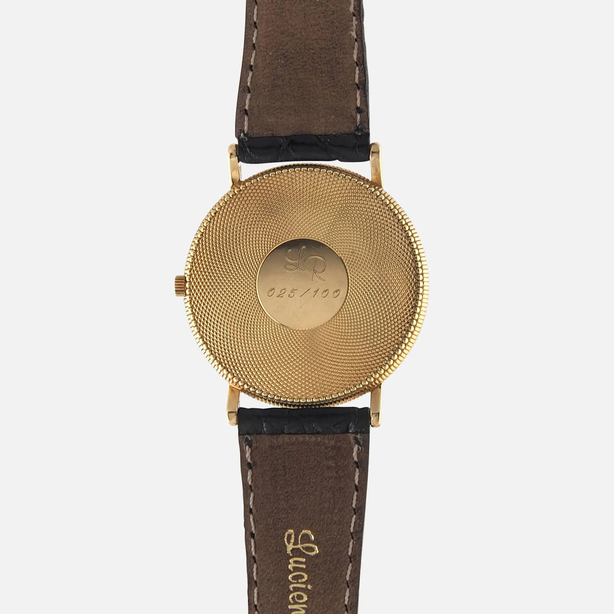 lucien-rochat-soleil-18k-gold-hand-engraved-fluted-caseback