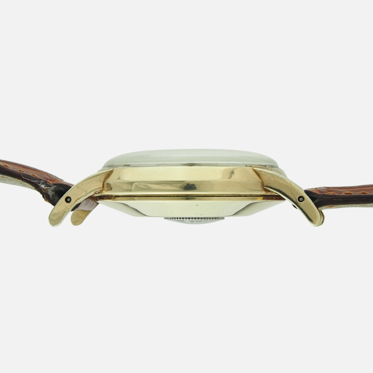 1950s LeCoultre Vintage Futurematic in 10Kt Gold-Filled Yellow Gold the first watch bumper automatic winding 497 calibre and power reserve available for shipping on Vintage Watch Leader