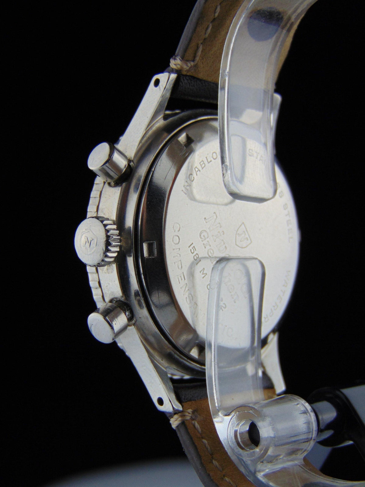 Nivada Grenchen - Ref. 1581 M 8222 A very rare and stainless steel Chronomaster Aviator Sea Diver - Vintage Watch Leader