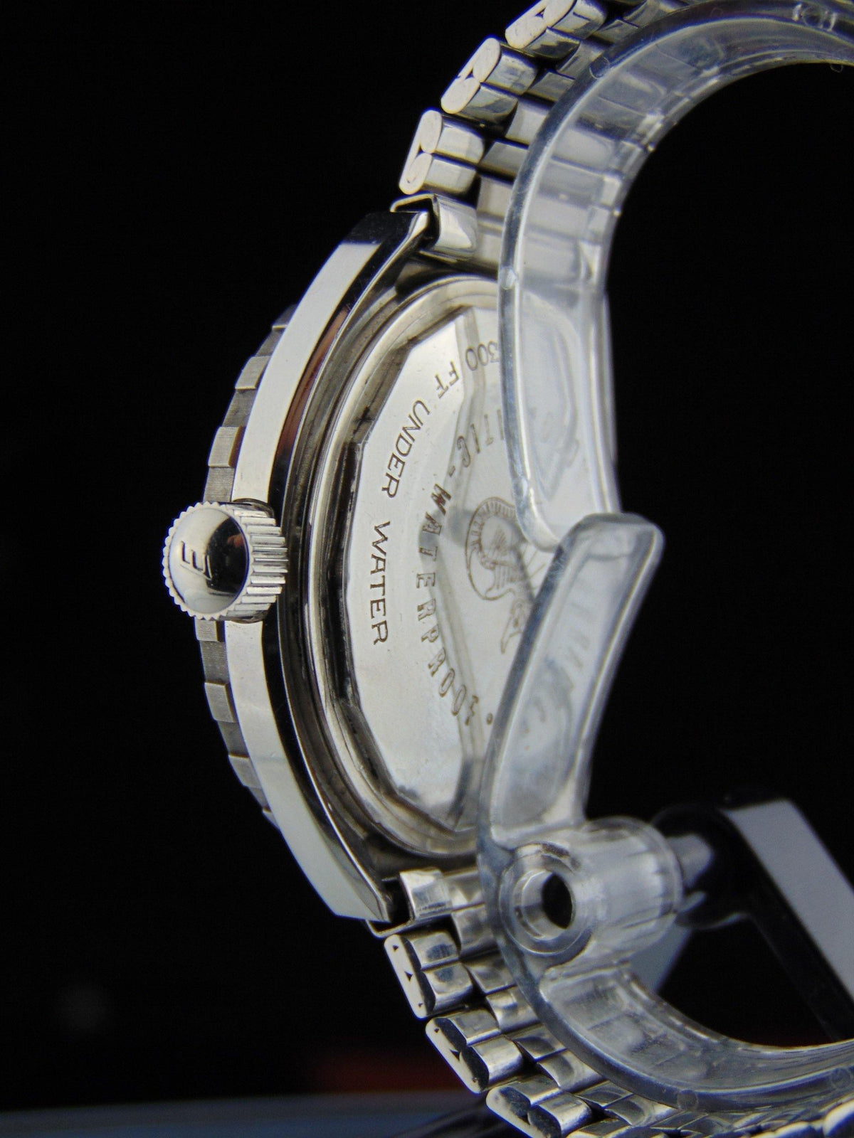 Eberhard - Ref. 26028 A very attractive and rare automatic stainless steel Scafograf 400 - Vintage Watch Leader
