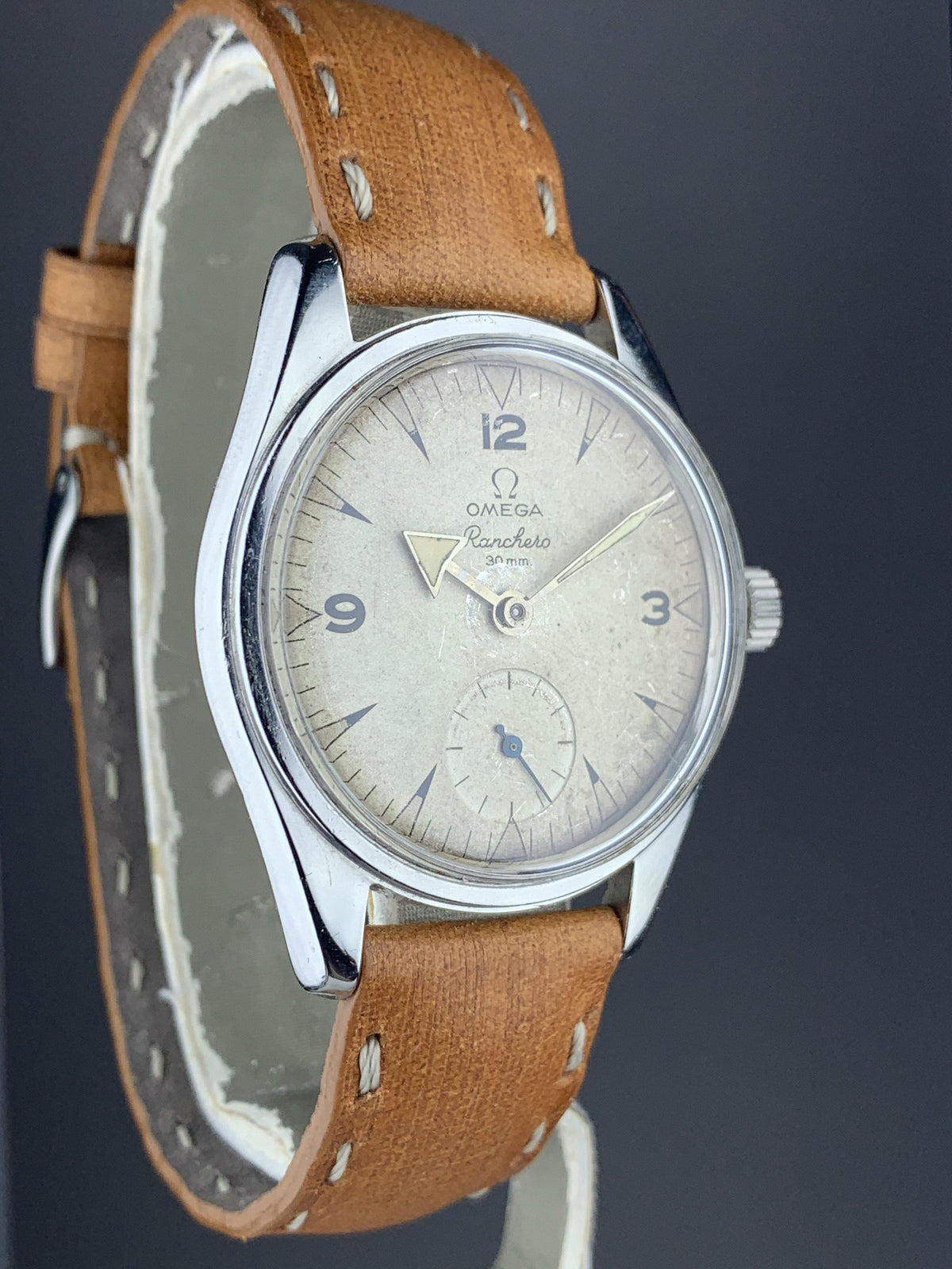 Omega - Ref. 2990 An early and rare stainless steel Ranchero 30mm - Vintage Watch Leader