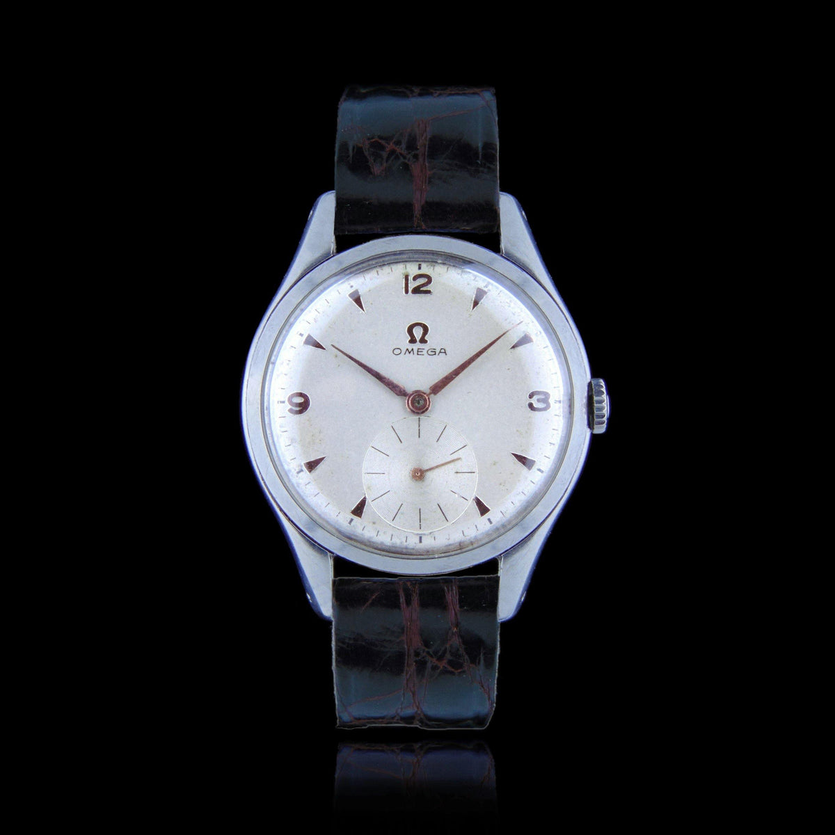 Omega - Ref. 2505 A very fine, oversize and stainless steel wristwatch with box - Vintage Watch Leader
